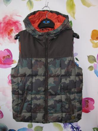 Chlapecká khaki maskáčová vesta s kapucí zara, zara,152