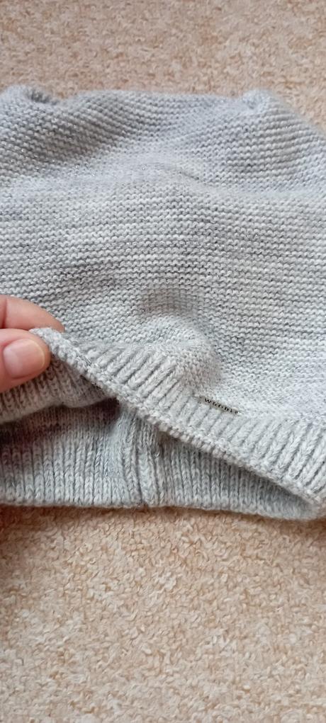 Čepice zn."wrobi" vel."uni"dívky i ženy,