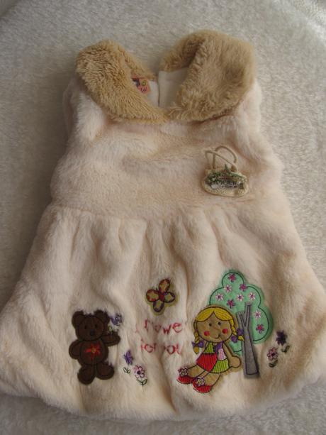 Pudrové dívčí šaty z umělé kožešinky annie, 68