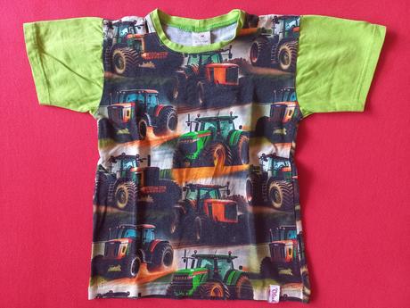 Tričko s traktorem, vlček,122