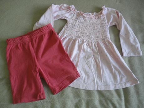 Hezká tunička smily, vel. 104-110, 110