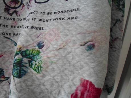 Šedá květovaná mikina mikinka, s