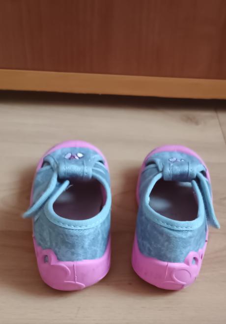 Domácí botičky, papučky se zajíčkem vel.23, 23
