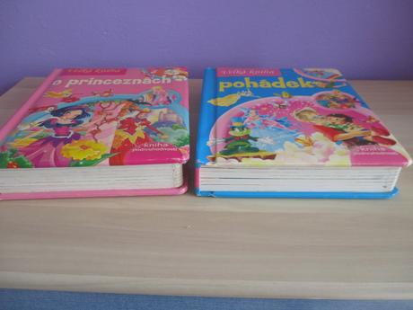 2 ks knížek pohádek,