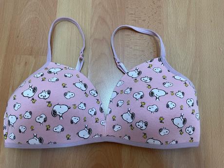 Nová dívčí podprsenka, 158