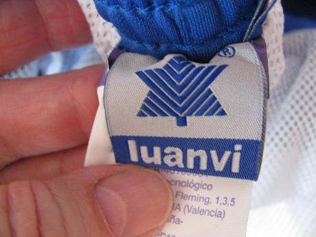 Modré sportovní kraťasy značky luanvi, m