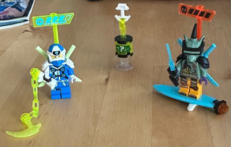 Lego ninjago 71709 rychlá jízda s jayem a lloydem,