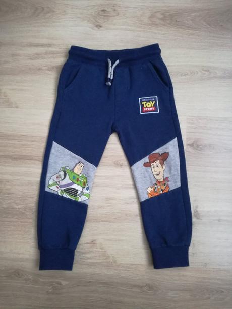 Tepláky s obrázky z toy story, zn. f&f, vel. 3-4 r, f&f,98