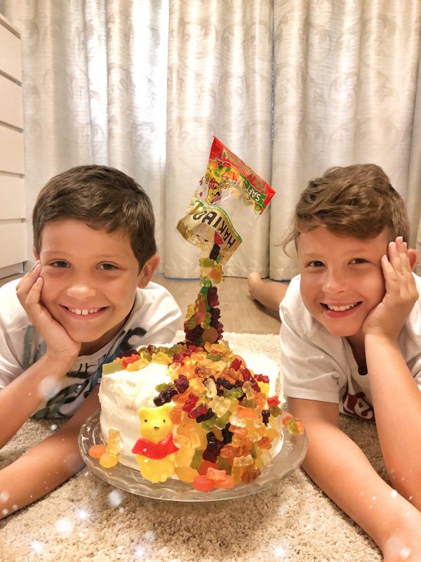 Image title Image title