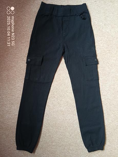 Kalhoty s kapsami vel."140-146", 140