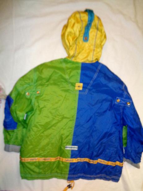 Pěkná barevná šusťáková bunda 152/158, 152