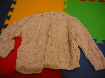 Bílý svetřík, 80