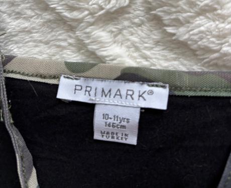 Šaty maskačové barvy - v.10-11 let, primark,146