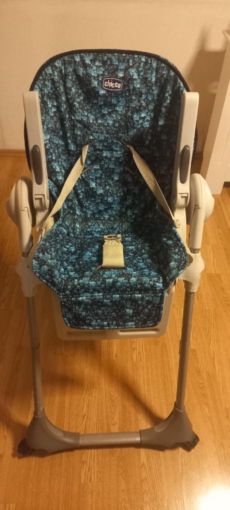 Daruji dětskou jídelní židličku chicco polly, chicco