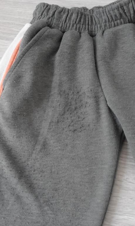 706 - tepláčky, 92