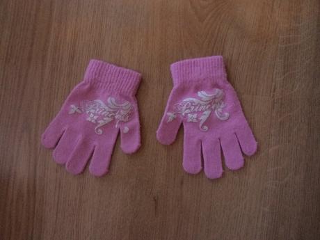 Rukavičky vel.104 /116 č.322, 104