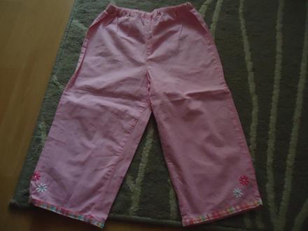 Kalhoty od pyžama, 104