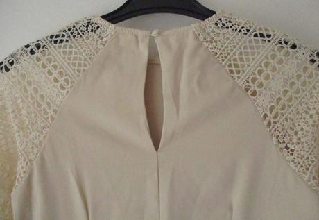 Dámské midi šaty béžové krajkové plisované s 36, s