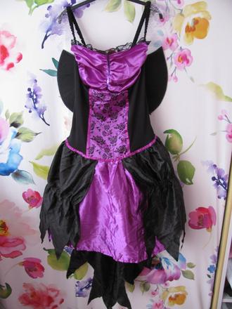 Kostým-upírka, anděl s křídly halloween v.140-146,