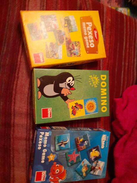 Puzzle, hračky, skládačky,