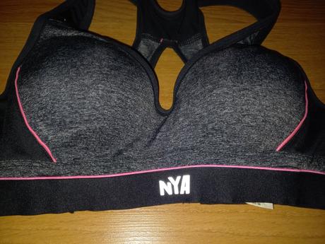 Sportovní podprsenka censored, new yorker,75a