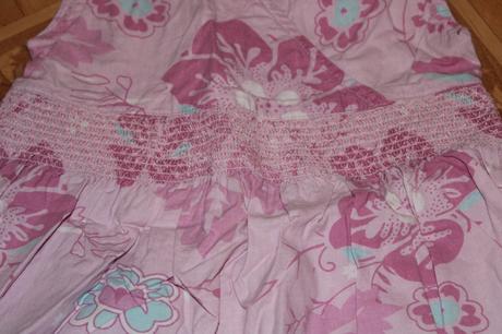 Dívčí šaty květy, 80