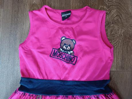 Letní šaty s medvídkem, zn. moschino,vel.98 (2-3r), moschino,98