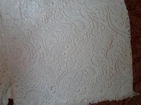 Bílé kraťasy kraťásky šortky s krajkou, esmara,40