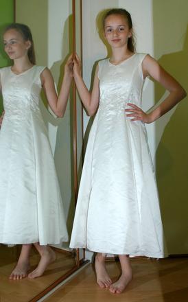 Společenské dívčí dlouhé šaty družička, 164