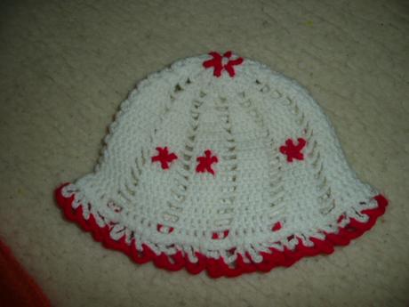 Retro háčkovaný klobouček 3-5let, 50