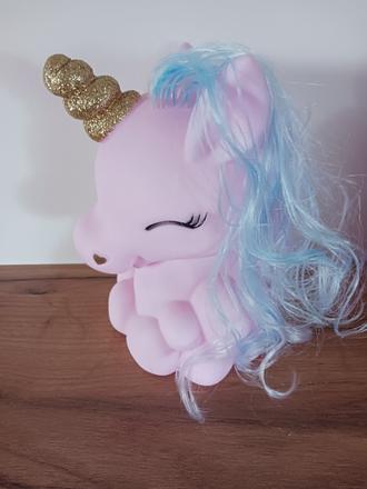 Jednorožec lampička., 