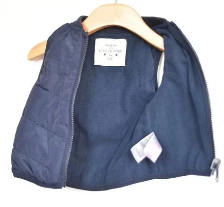 Vesta vel. 6 - 9 m, f&f,74