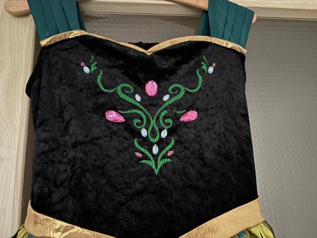 An24/ kostým anna frozen- v. 11/12 let zn. disney, 