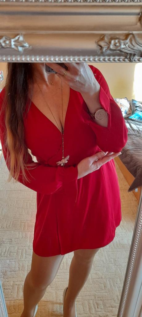 Vínové zavinovací krátké šaty, bershka,l