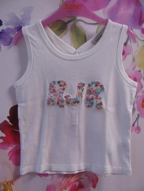 Letní bavlněné tričko s výšivkou, 110