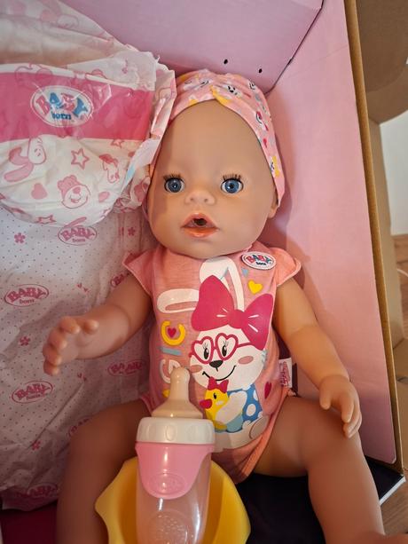 Zapf creation baby born s kouzelným dudlíkem holči, 