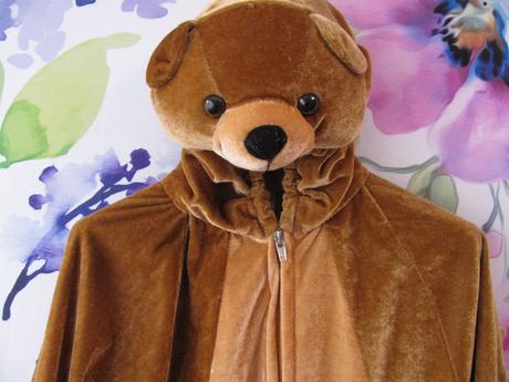 Krásný kostýmový overal medvídek,