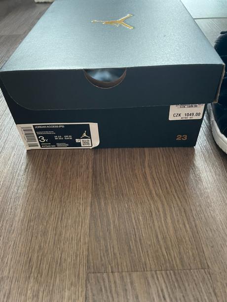 Tenisky, air jordan,35