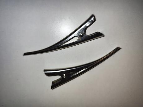 4 čelenky a 2 sponky, 