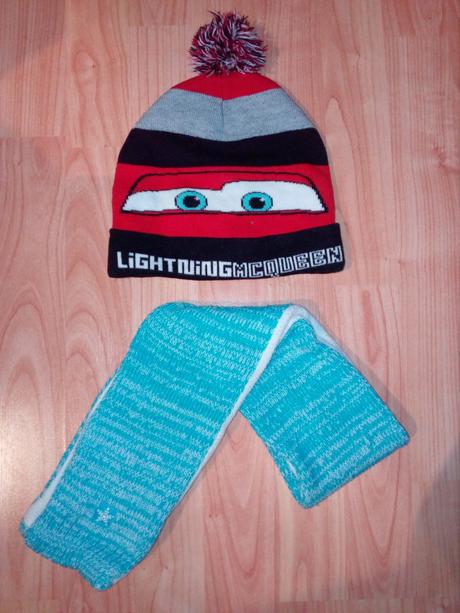 Zimní set čepice cars a šála, c&a