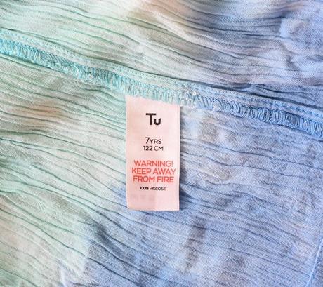 Šaty vel. 7 let, tu,122