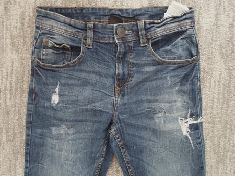 Modré kalhoty rifle džíny, chapter young,158