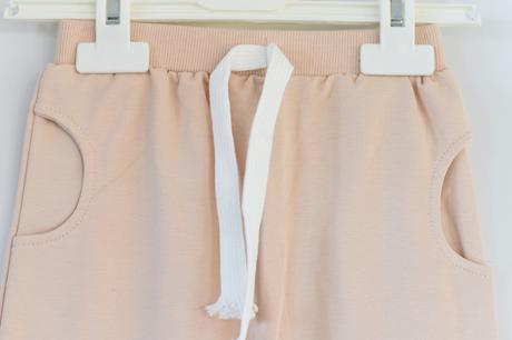 Tepláky vel. 2 - 3 roky, 98