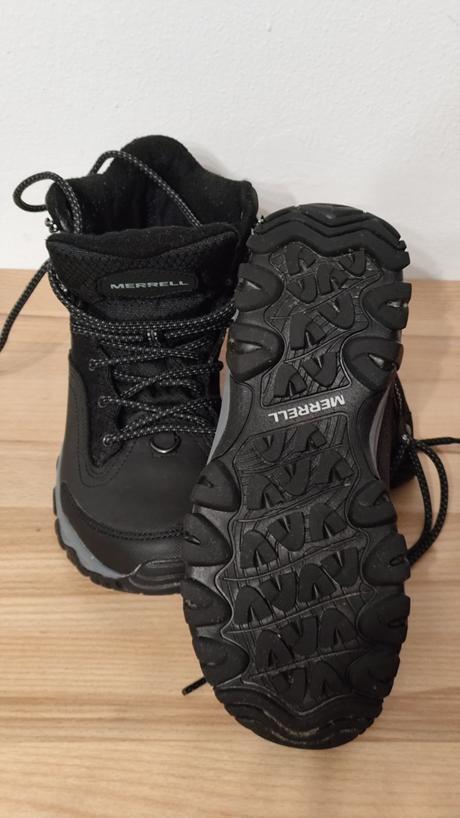 Outdoorové boty merrell thermo akita mid wp, 36