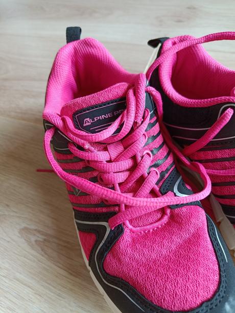 Tenisky alpine, velikost 37, alpine pro,37