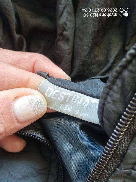 Vesta crop-top zn."destination" vel."134", 134