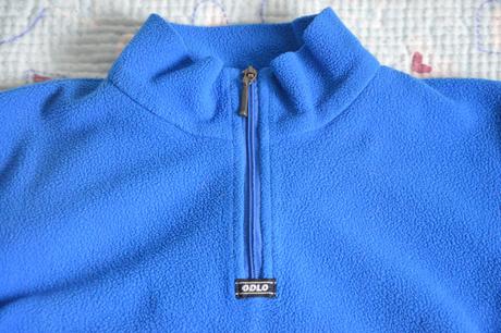 Slabá modrá fleesová mikina, pro vrstvení, 104