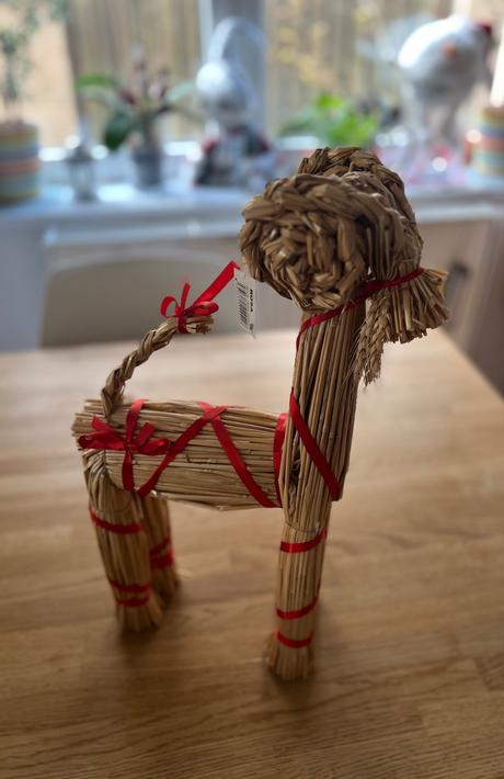 Beránek ze slámy v. 45 cm x d. 30 cm,