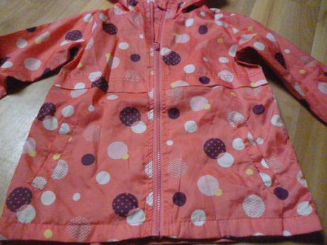 Puntíkatá bunda vel. 6 l, e-vie,116