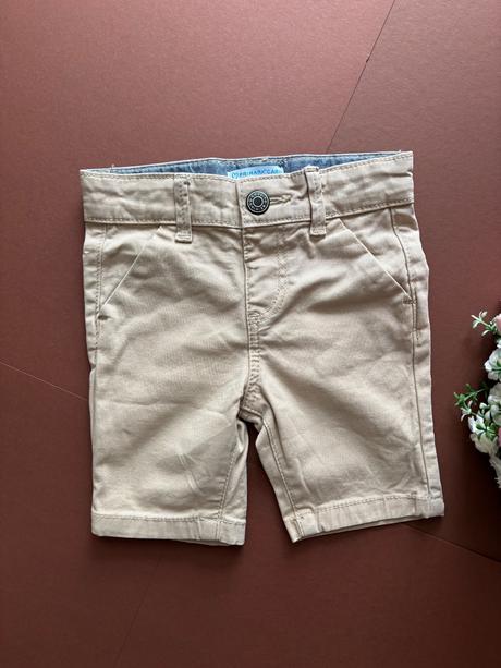 Krásné plátěné kraťasy- v.6/9 měs., primark,74